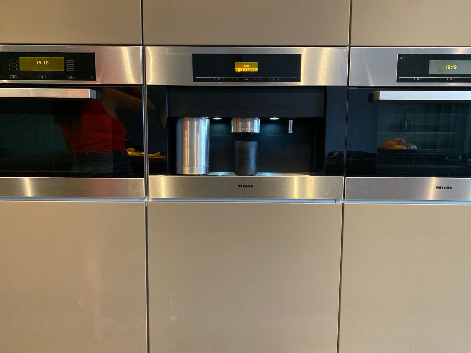Miele CVA 5060 Inbouw Koffiemachine - Zo goed als nieuw, Witgoed en Apparatuur, Afneembaar waterreservoir, 10 kopjes of meer, Koffiemachine