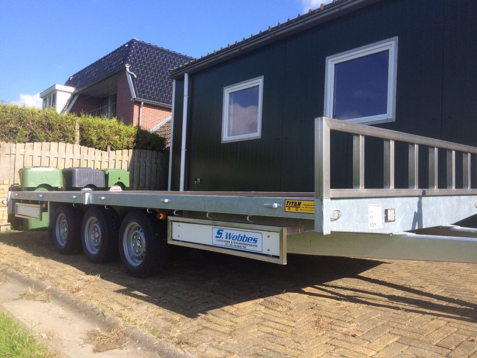 Titan aanhangwagen, Ophalen, Zo goed als nieuw