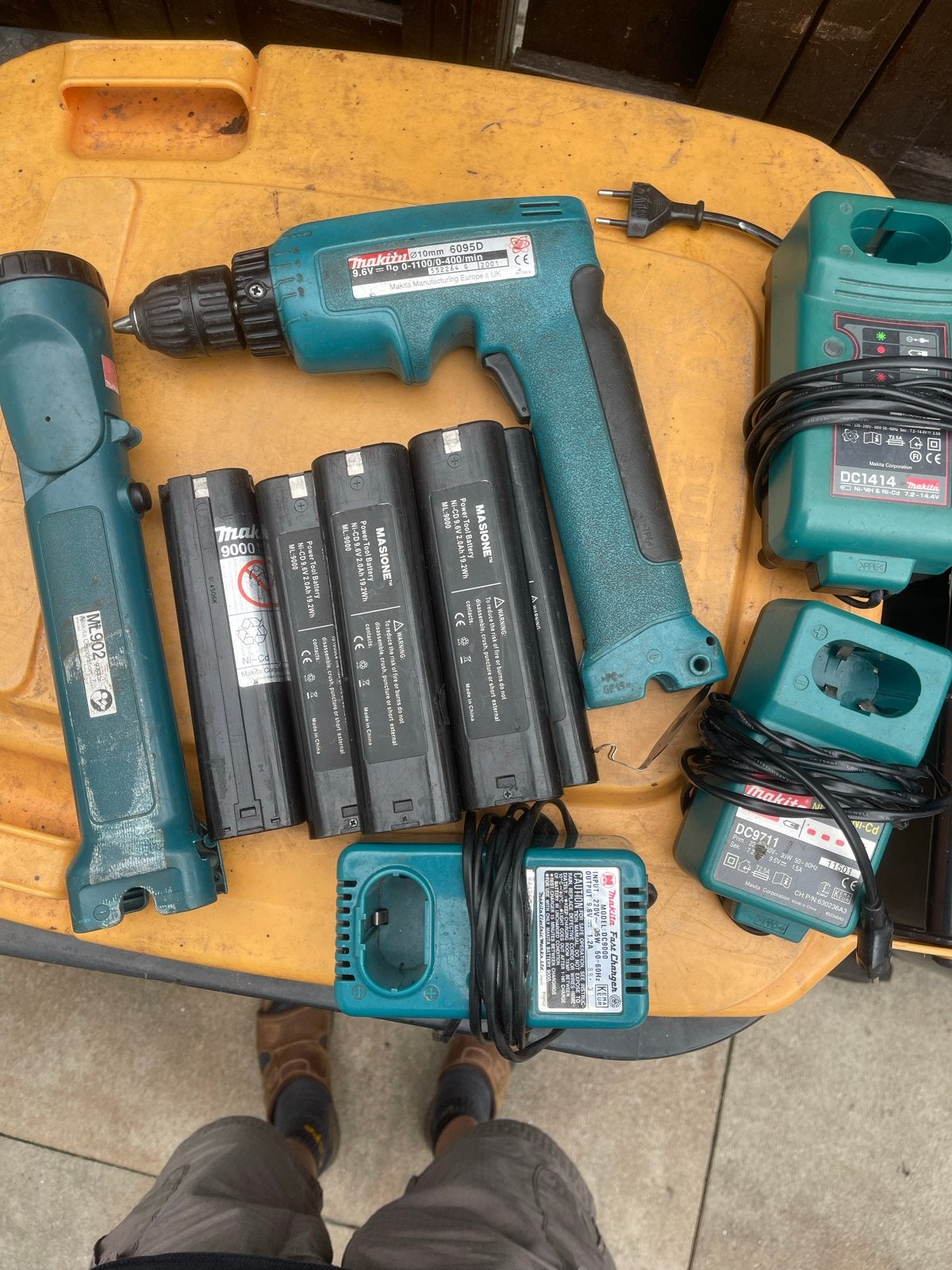 Makita Boor- en Schroefmachine Set met Accu's en Laders, Gebruikt, Variabele snelheid, Ophalen of Verzenden, Boor- en Schroefmachine