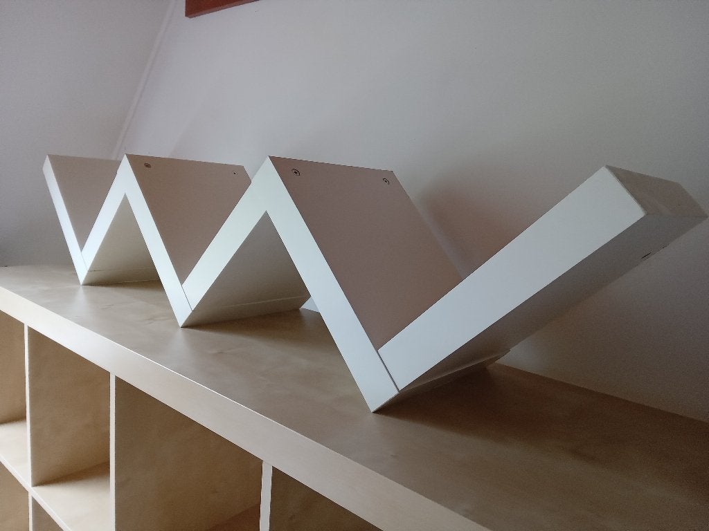 Gratis IKEA LACK zigzag wandplank – wit – 3x V, Ophalen, Gebruikt
