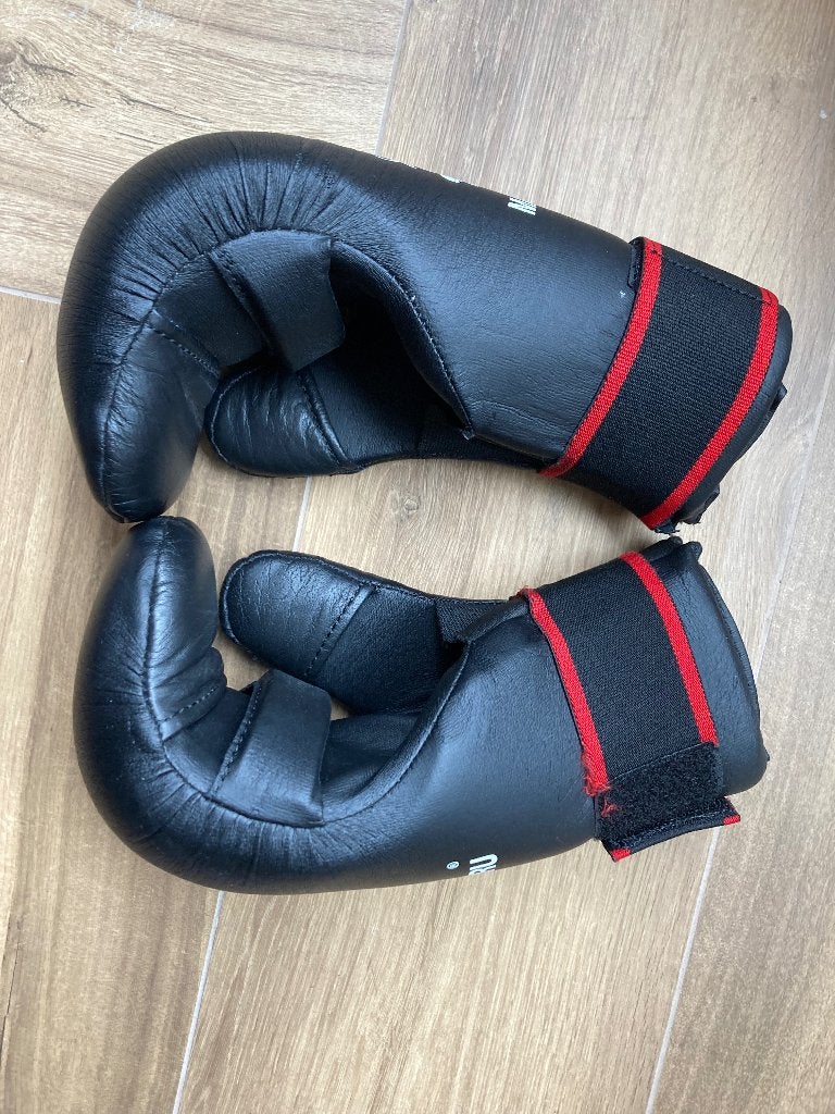 Matsuru vechtsport handschoenen - Zo goed als nieuw, Sport en Fitness, Overige, Vechtsportbescherming, Ophalen of Verzenden, Zo goed als nieuw