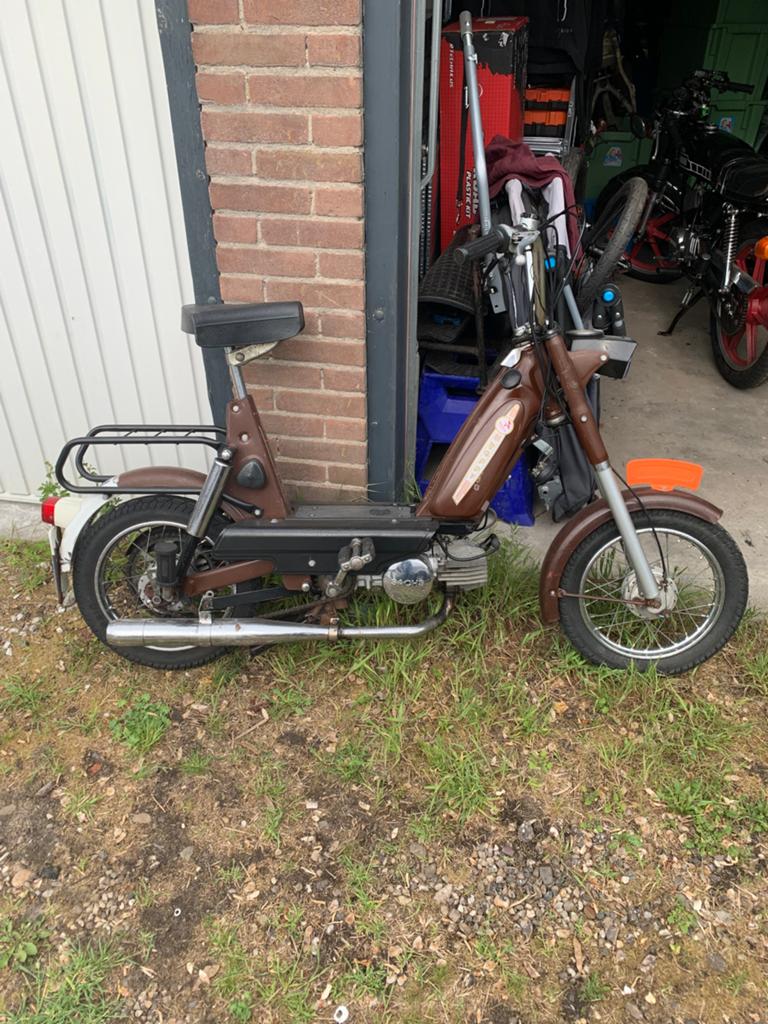 Leuke Sparta Happy Bromfiets - Bruin, Fietsen en Brommers, Brommers | Oldtimers, Ophalen, Sparta, 49 cc, Maximaal 25 km/u