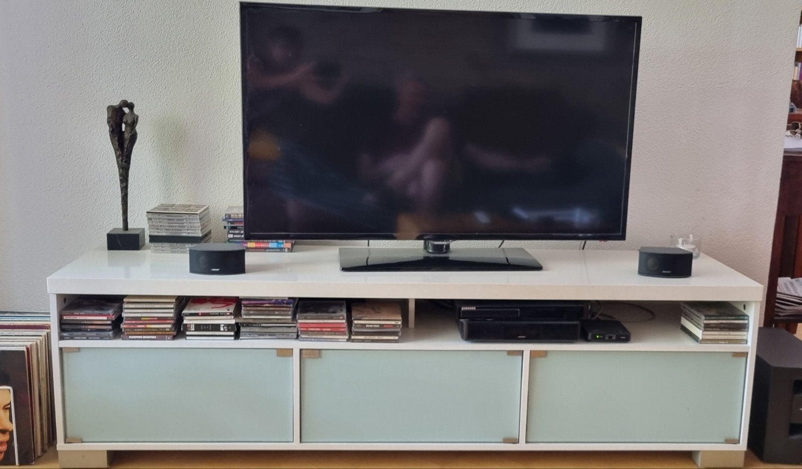Televisiemeubel wit, Ophalen, 150 tot 200 cm, Minder dan 100 cm, Modern