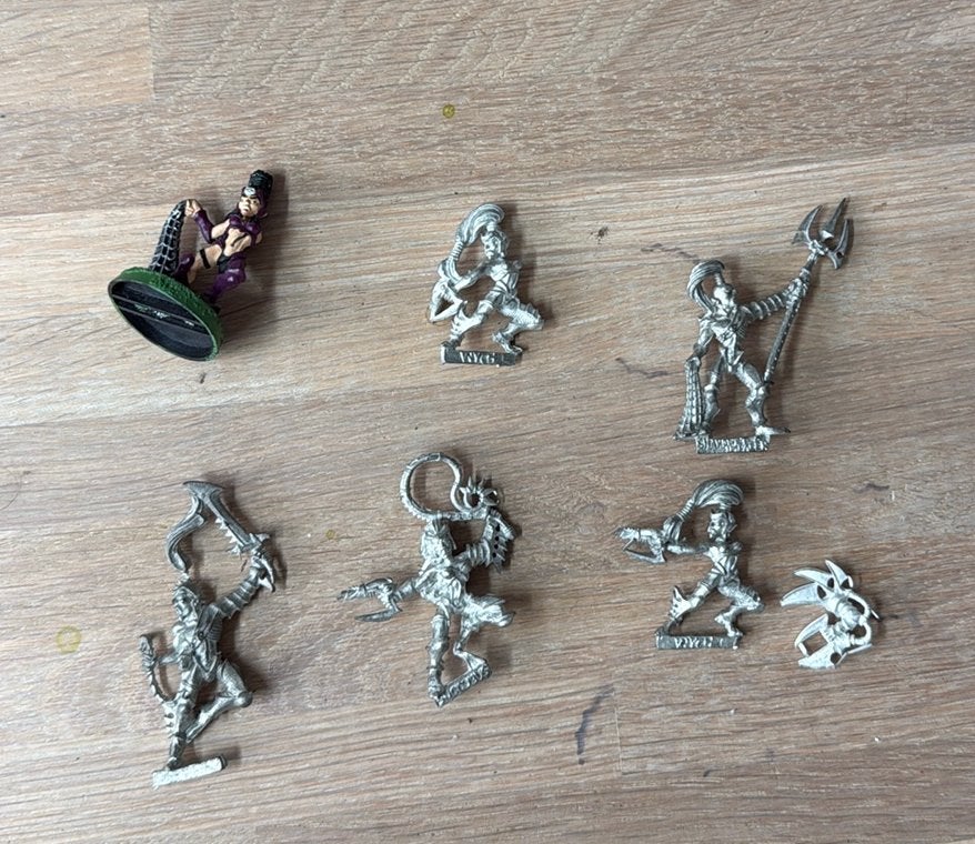 Warhammer 40k Drukhari Dark Eldar - Wyches (metal) #3, Ophalen of Verzenden, Gebruikt, Warhammer