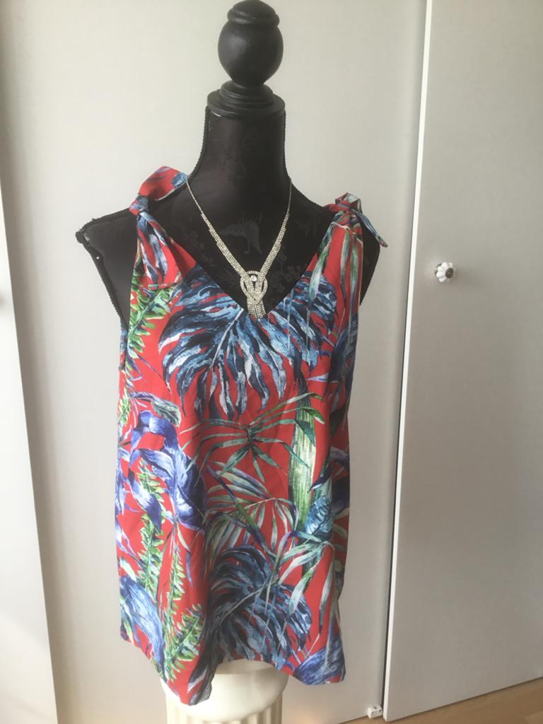 Zomerse Top met Tropische Print - Maat M, Kleding | Dames, Maat 38/40 (M), Ophalen of Verzenden, Zo goed als nieuw, Zonder mouw
