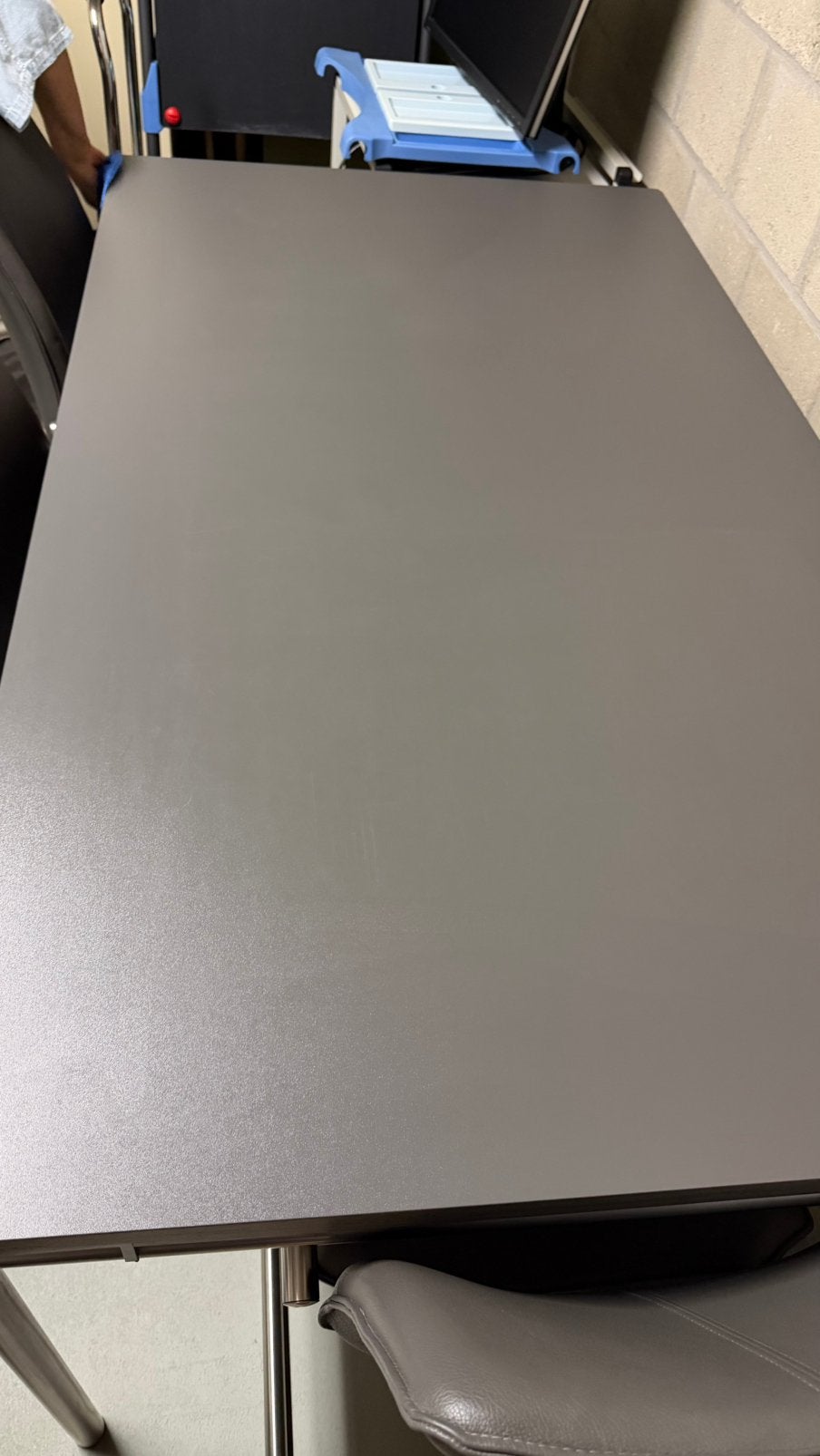 Eetkamertafel en 4 stoelen, Ophalen, Zo goed als nieuw