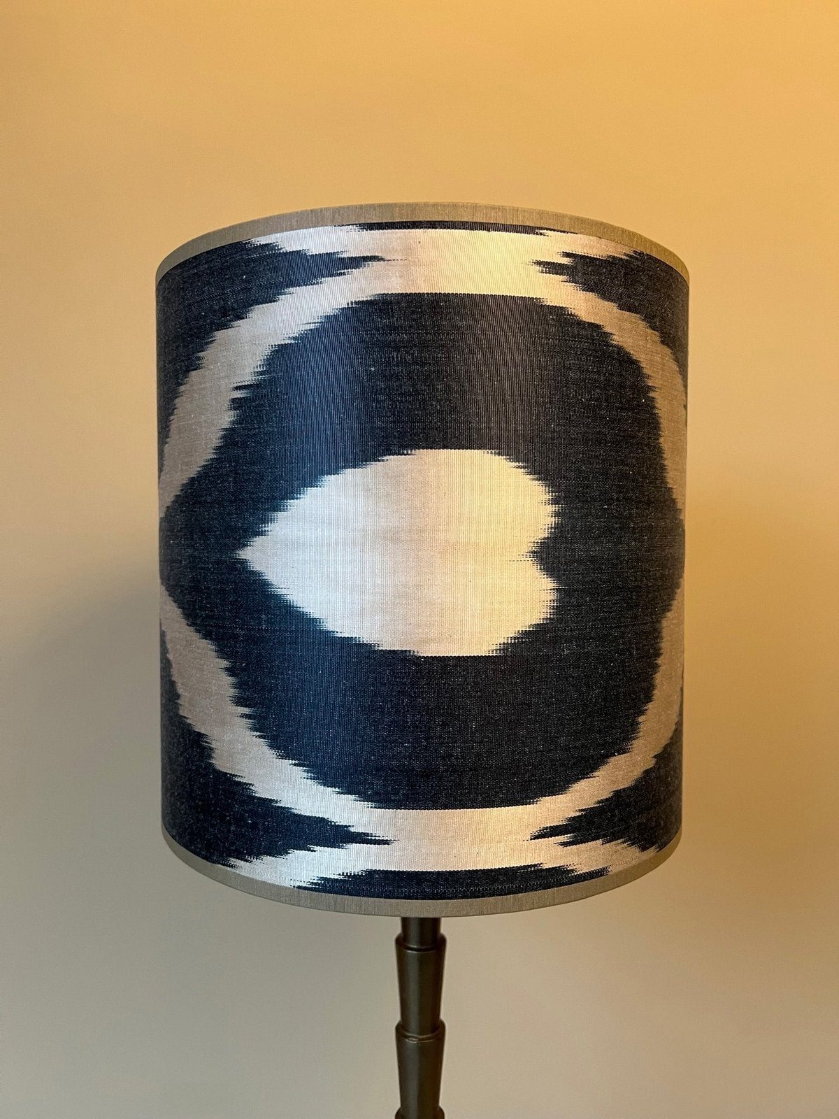 Zwart gouden lampenkap - 25x25cm - Atelier Rondé, Huis en Inrichting, Zwart, Rond, Nieuw, Ophalen of Verzenden