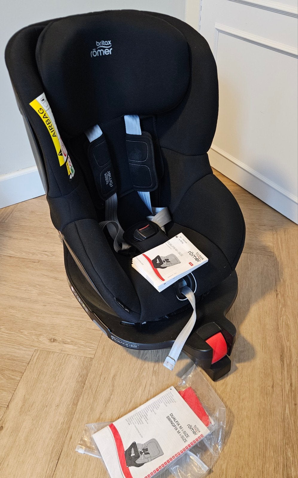 Britax Römer Dualfix M i-Size autostoel - z.g.a.n., Ophalen, Romer, Verstelbare rugleuning, 0 t/m 18 kg