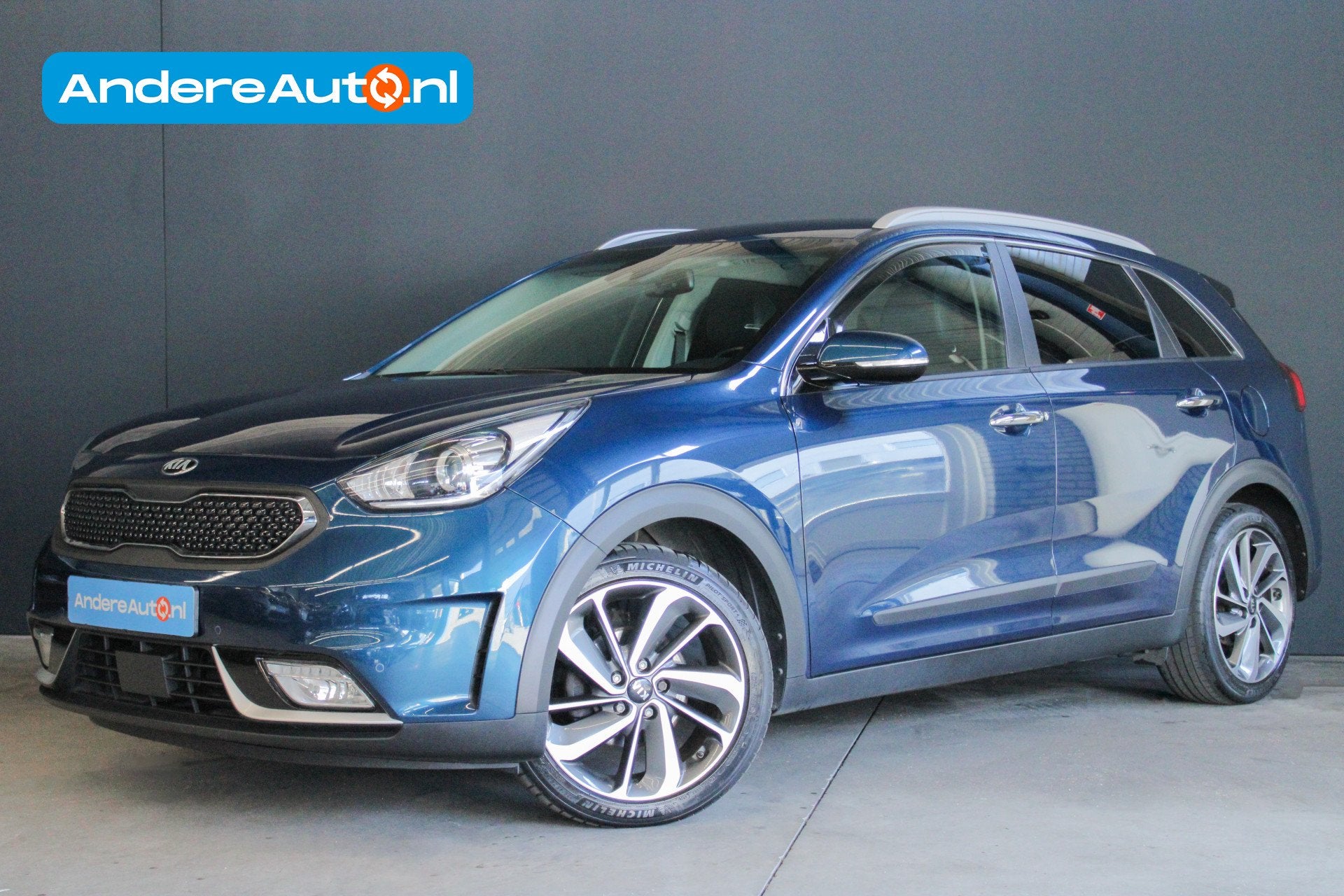 Kia Niro 1.6 GDi Hybrid ExecutiveLine |elek stoel|stoelverwa, Dealer onderhouden, Gebruikt, Zwart, Blauw