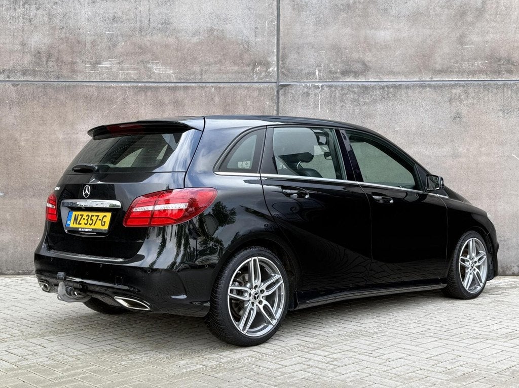 Mercedes B-klasse 180 Business Solution AMG | Trekhaak | Car, 1325 kg, Gebruikt, 4 cilinders, Met garantie (alle)