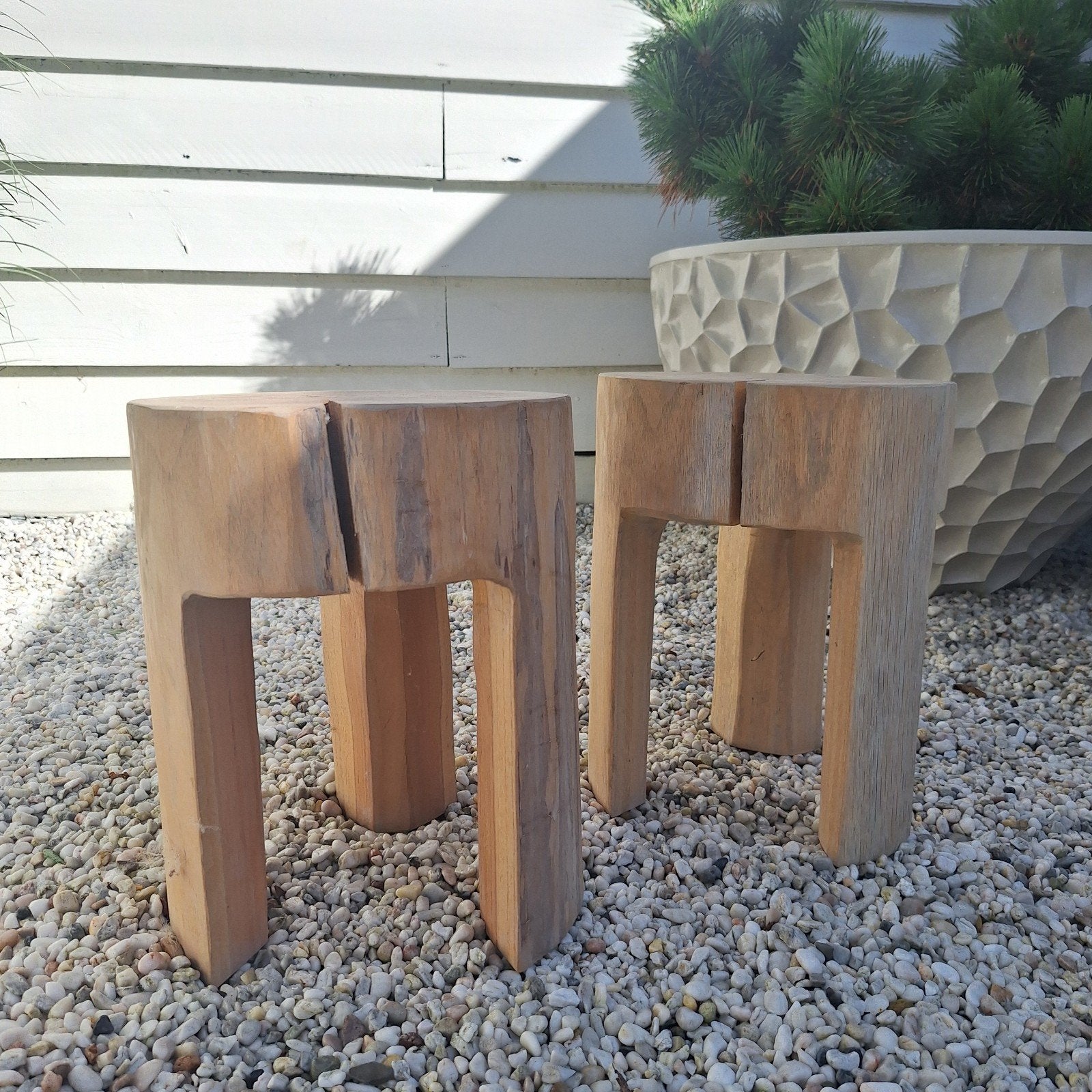 Set van 2 massief houten vergrijsd krukjes tafeltjes bali, Ophalen, X, Hout, X