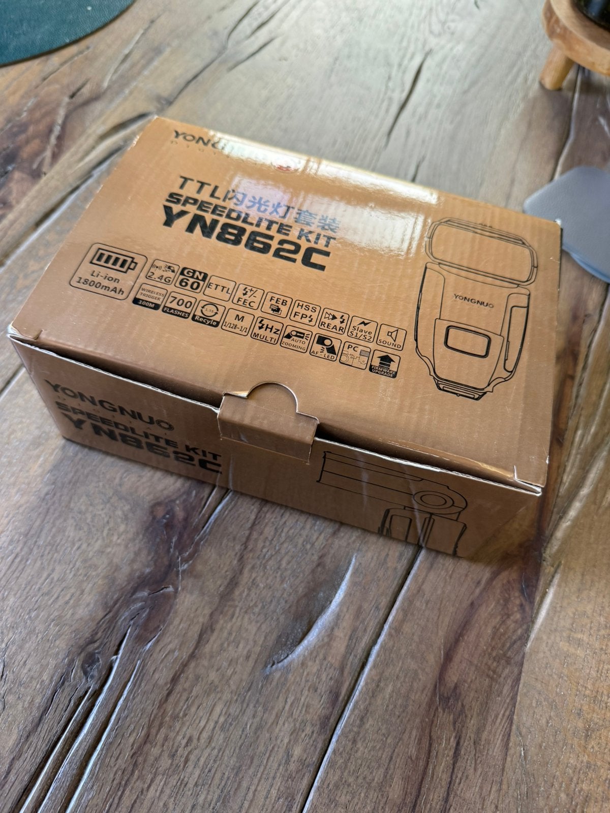 Nieuwe Yongnuo YN862C speedlite kit, Ophalen of Verzenden, Nieuw, Canon, Kantelbaar