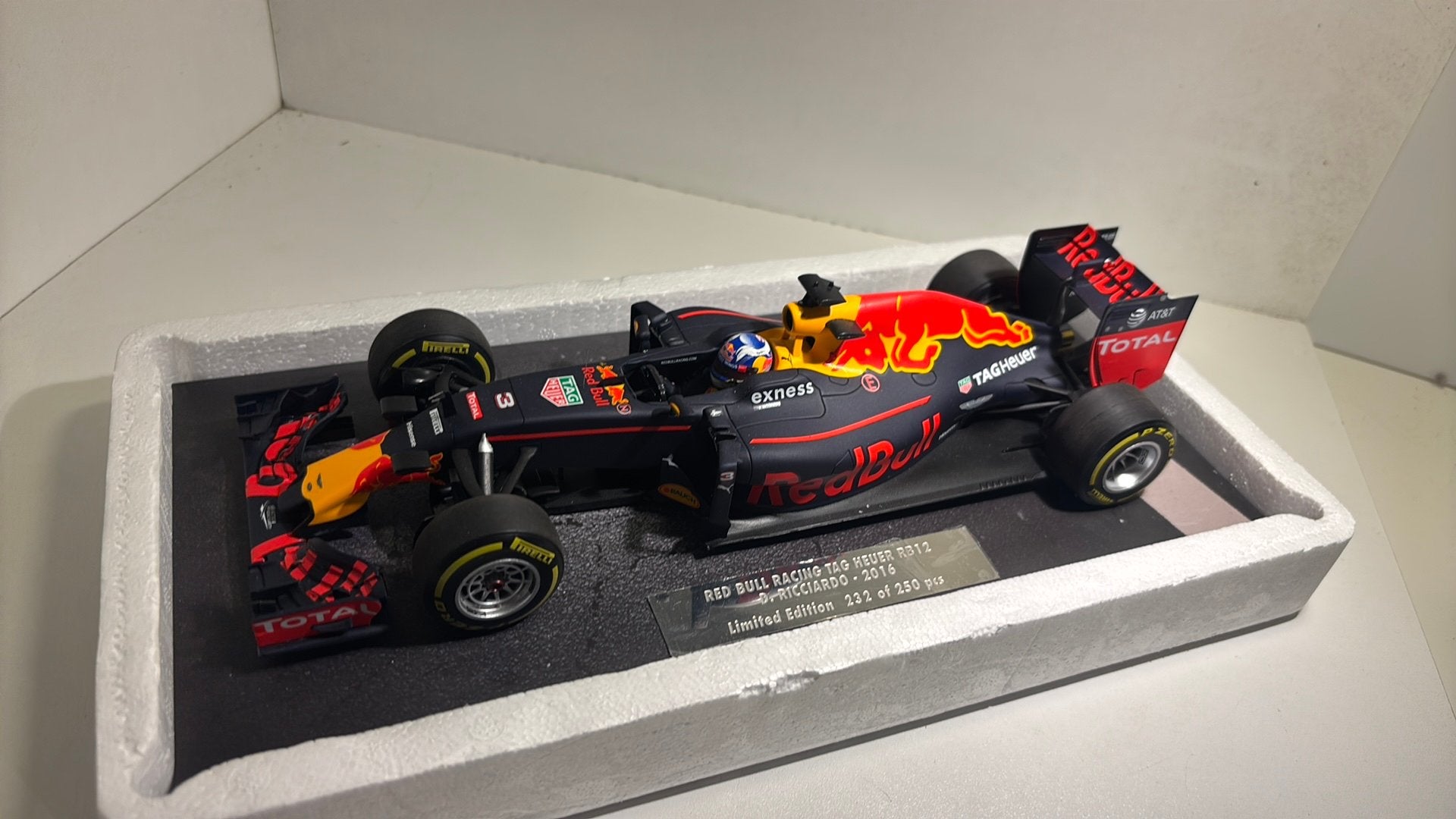 F1 red bull rb12 d.ricciardo 2016 MINICHAMPS 1.18, Ophalen of Verzenden, MiniChamps, A, A