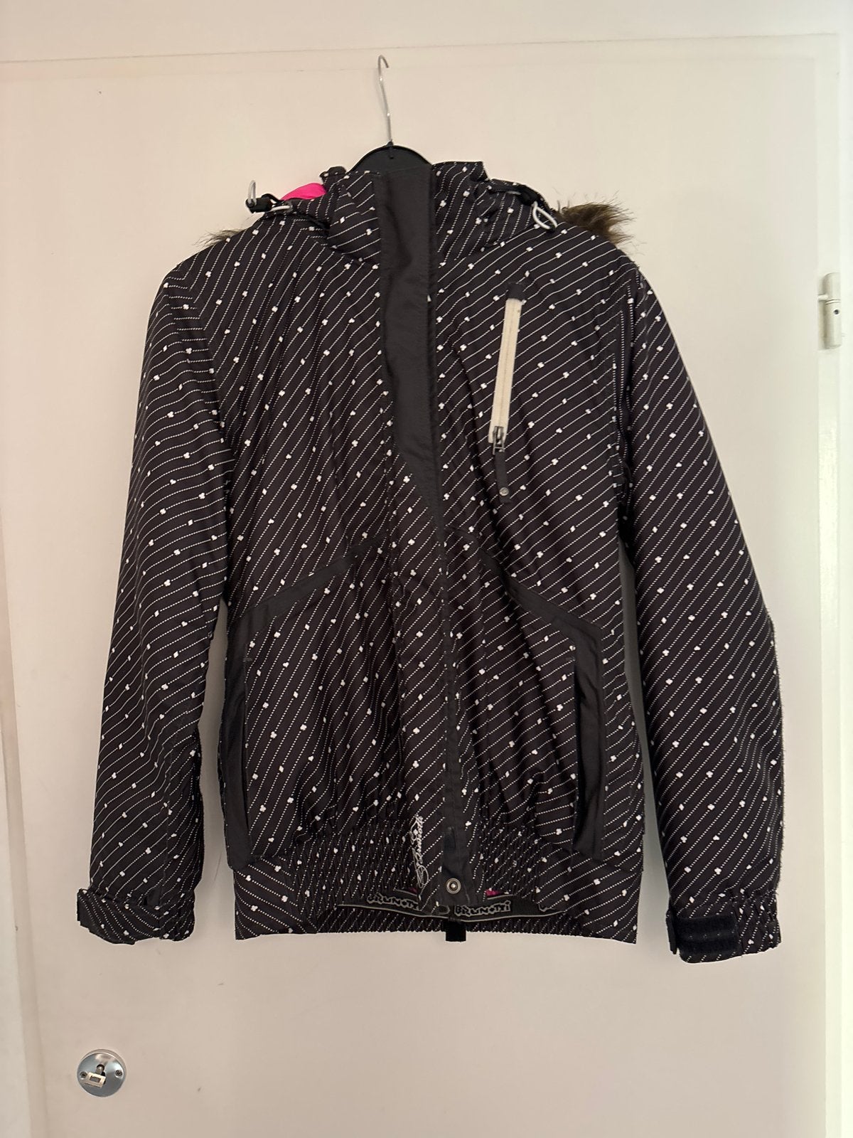 Brunotti ski-jas met speelkaartpatroon, Ophalen of Verzenden, Zo goed als nieuw, Maat 46/48 (XL) of groter, Jack