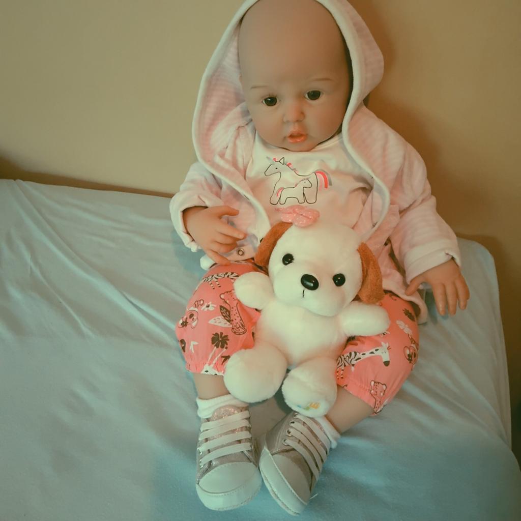 Reborn Babypop met Kleding, Verzamelen, Poppen, Ophalen of Verzenden, Zo goed als nieuw, Babypop, Levensecht of Reborn