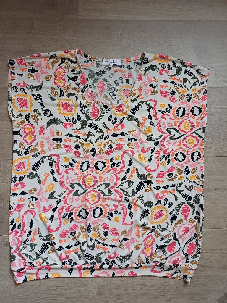 T-shirt van Enjoy maat M, Maat 38/40 (M), Zo goed als nieuw, Korte mouw, Meerkleurig