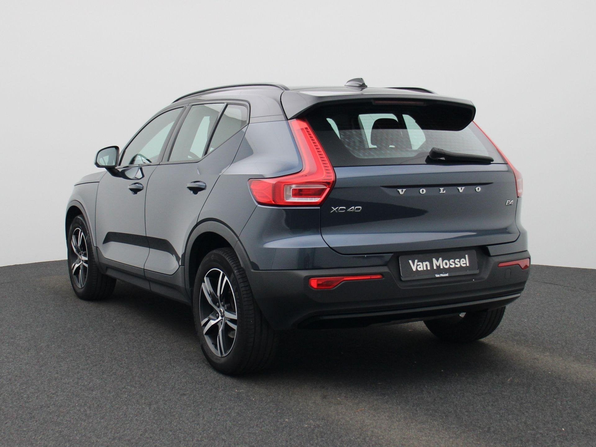 Volvo XC40 2.0 B4 AWD R-Design | Automaat | Apple Carplay/An, Auto's, Volvo, 12 maanden, 4 cilinders, Blauw, Vierwielaandrijving