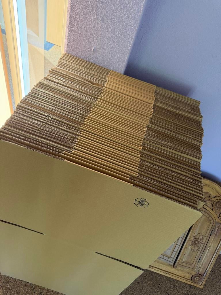 Kartonnen Dozen Enkele Golf 592x392x384mm - 59 stuks, Ophalen, Doos, Opvouwbaar, 50 tot 75 cm