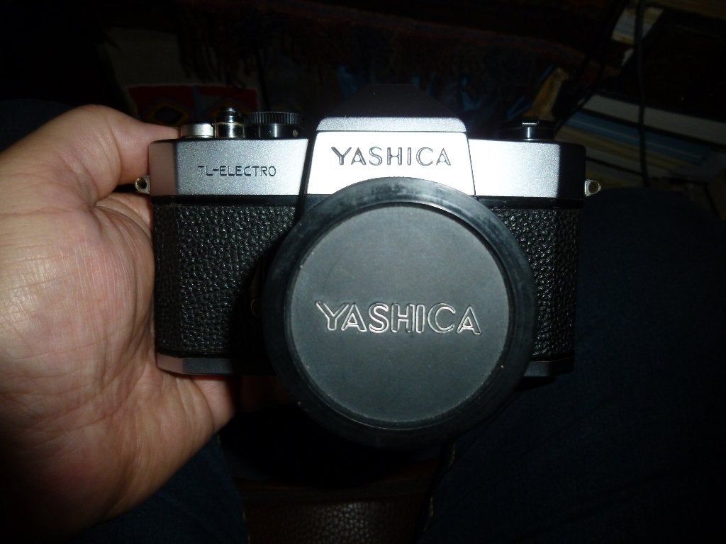Yashica TL-Electro + auto Yashinon-DS 50mm F1.9 (M42), Ophalen of Verzenden, Zo goed als nieuw, Spiegelreflex, Overige Merken