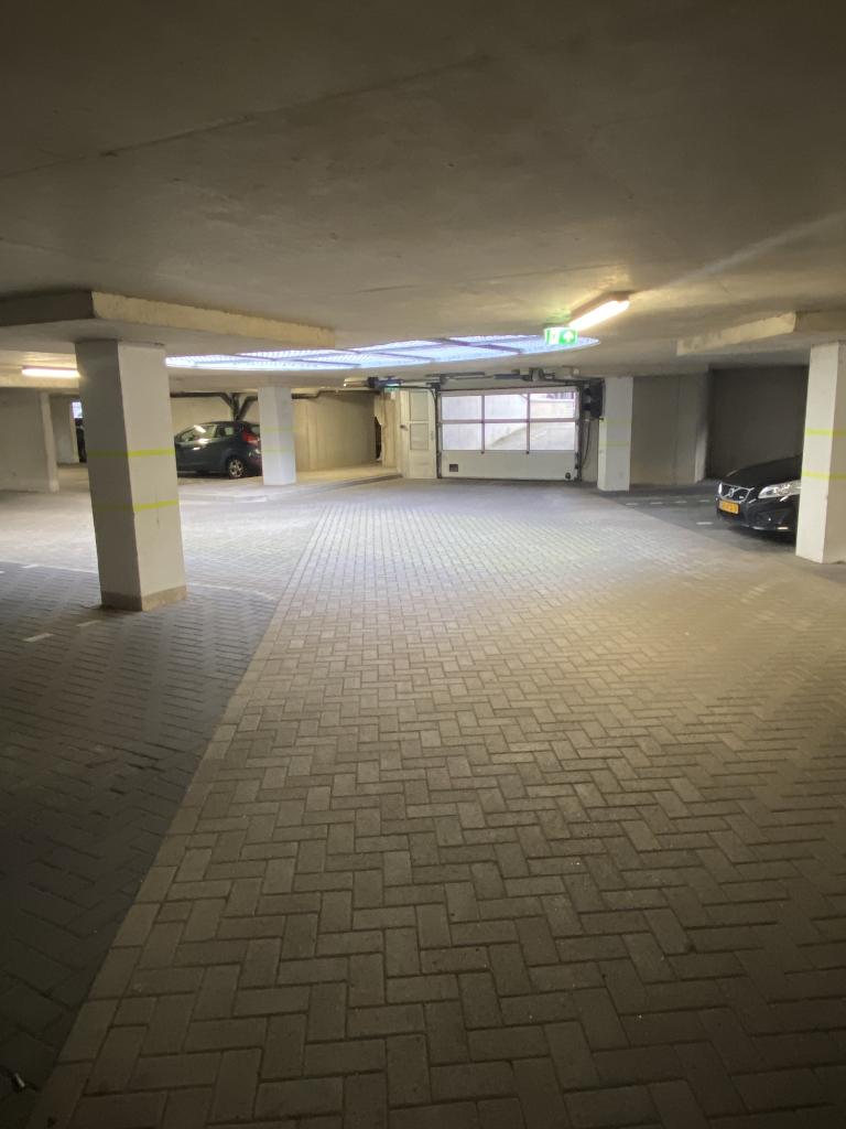 Parkeerplek te huur, Limburg