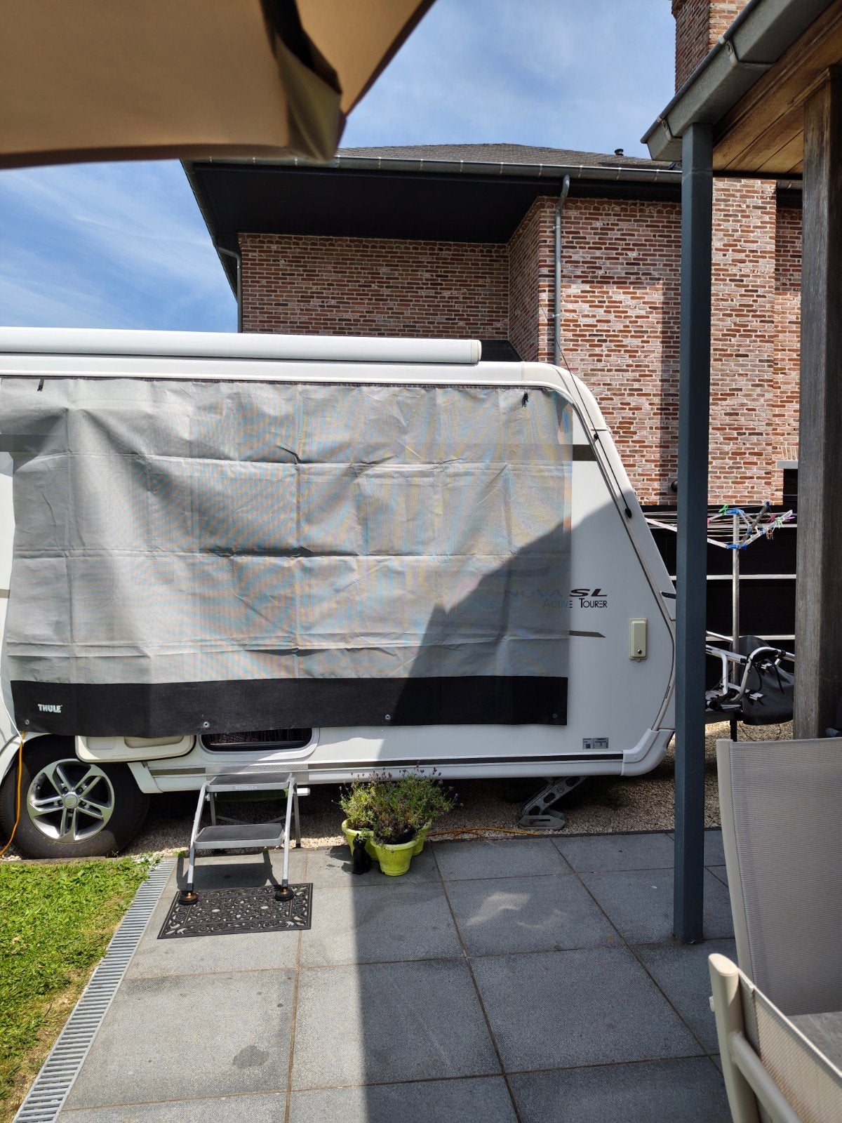 Thule Sol Front G2 Zonnescherm (2.80 breed), Caravans en Kamperen, Caravan accessoires, Ophalen of Verzenden, Gebruikt