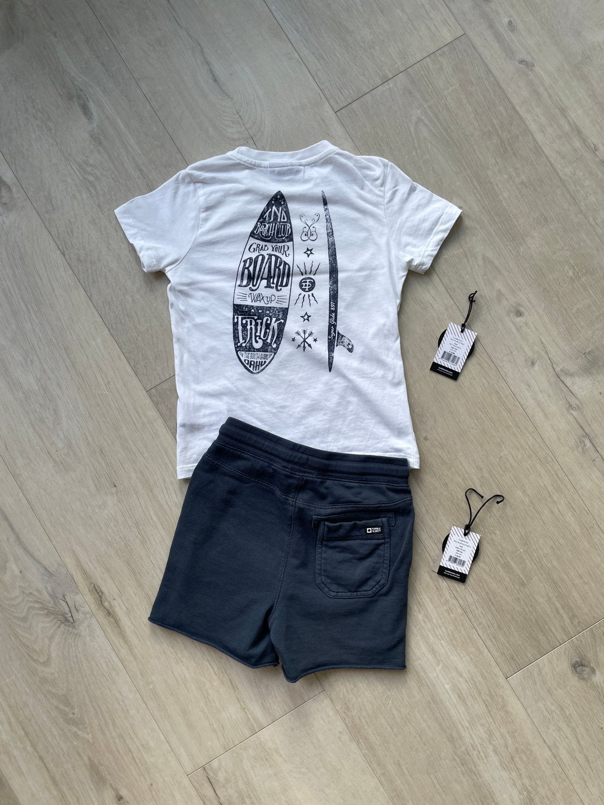Tumble 'N Dry jongens set maat 110 | T-shirt & short, Ophalen of Verzenden, Zo goed als nieuw, Jongen, Setje
