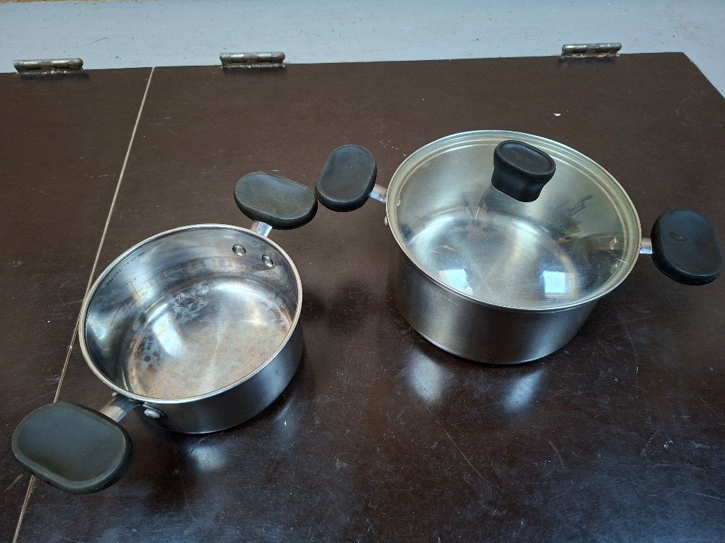 Tefal rvs pannen 1.6L 16cm en 3L 20 cm., Huis en Inrichting, Keuken | Potten en Pannen, Met handvatten, Pannenset, Ophalen of Verzenden