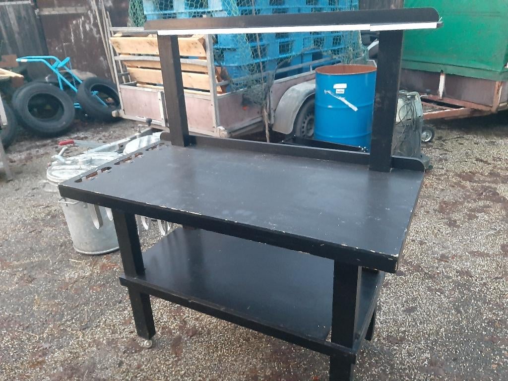 Vintage Bakkerstafel, Ophalen