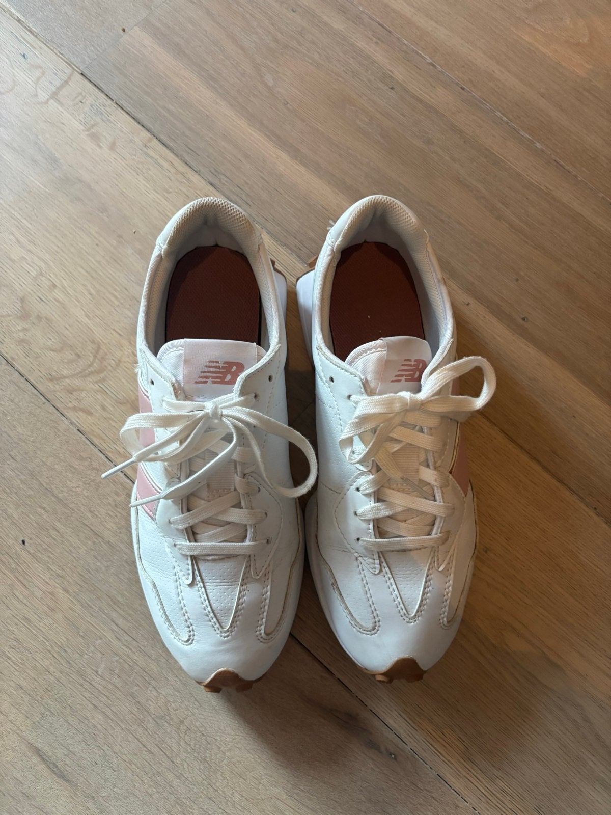 New Balance sneakers dames, Wit, Ophalen of Verzenden, Sneakers of Gympen, Gedragen