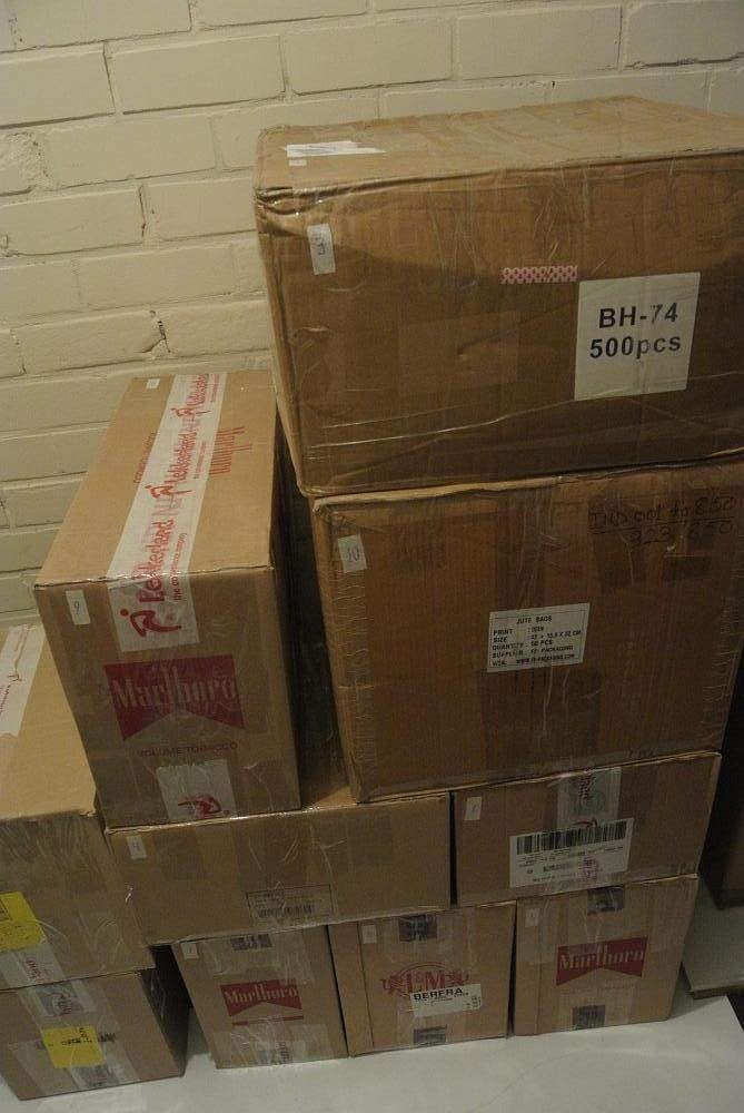 Dozen met o.a Winterling Marktleuthen mitterteich Arcoroc, Ophalen, Zo goed als nieuw