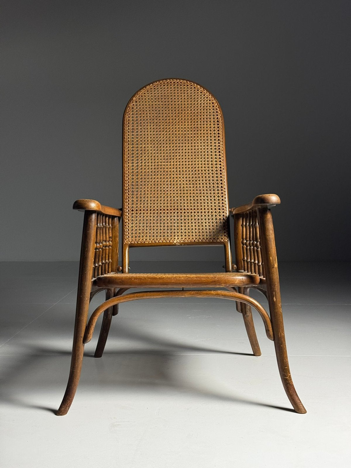 Thonet stijl stoel vintage, Ophalen of Verzenden, 50 tot 75 cm, A, A