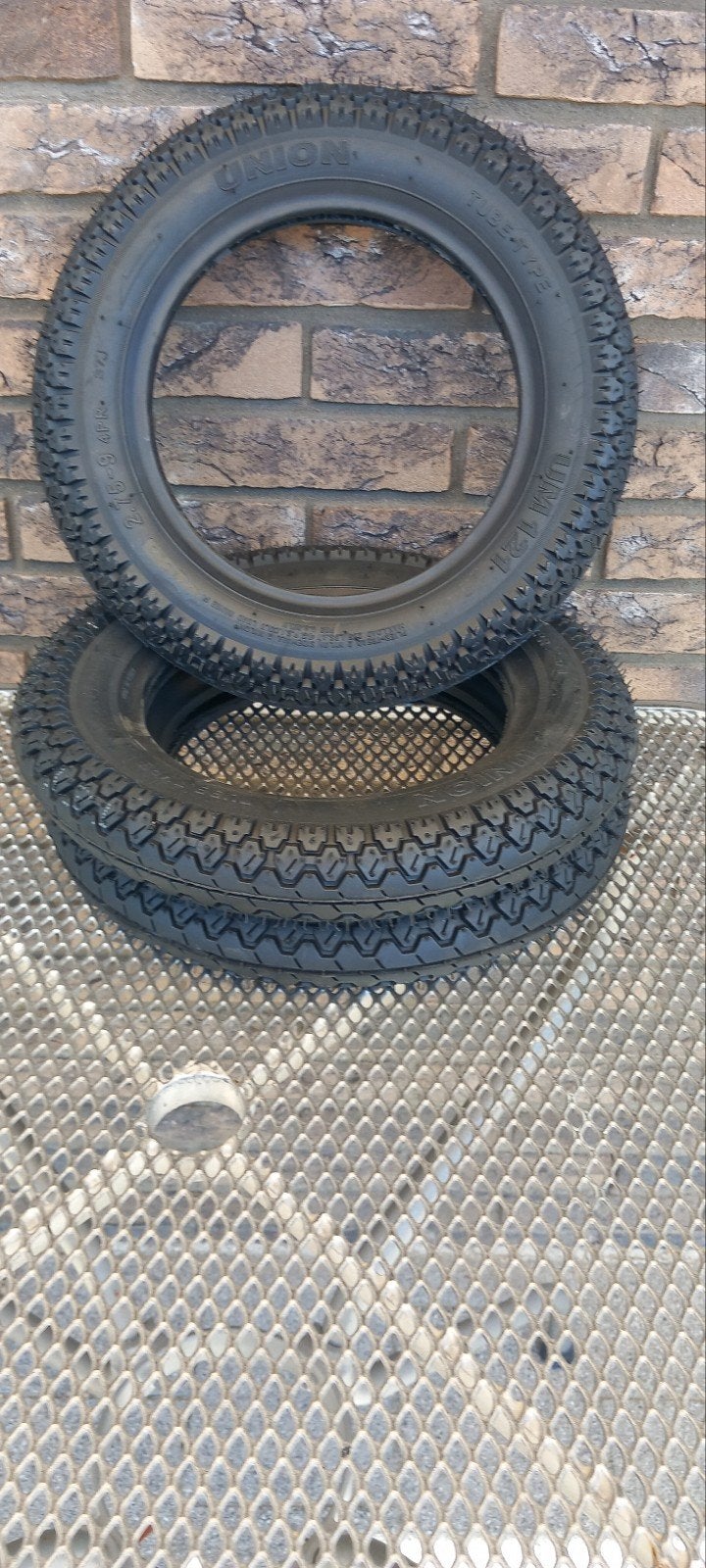 Nieuwe Vespa V50 buitenbanden 9 inch (3 stuks), Fietsen en Brommers, Ophalen of Verzenden, Nieuw, Overige typen, Vespa