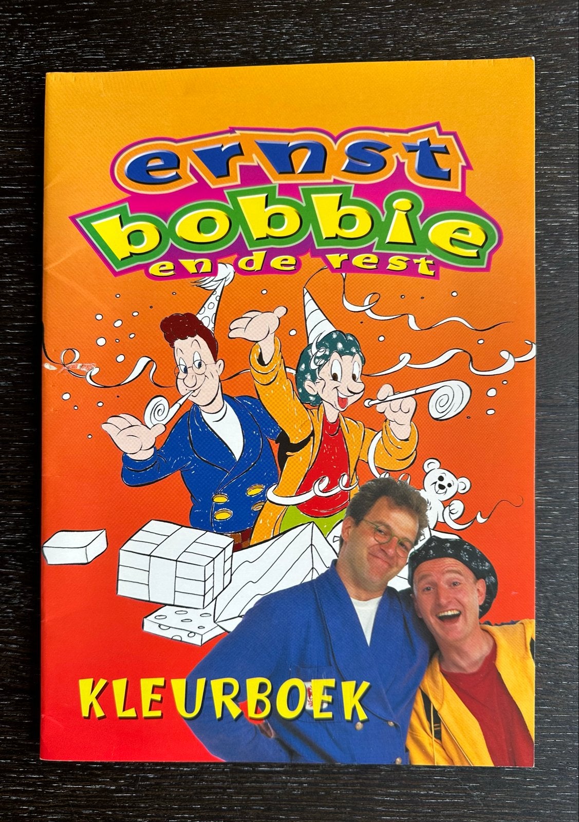 Ernst Bobbie en de rest Kleurboek - Compleet ongebruikt, Ophalen of Verzenden, Zo goed als nieuw