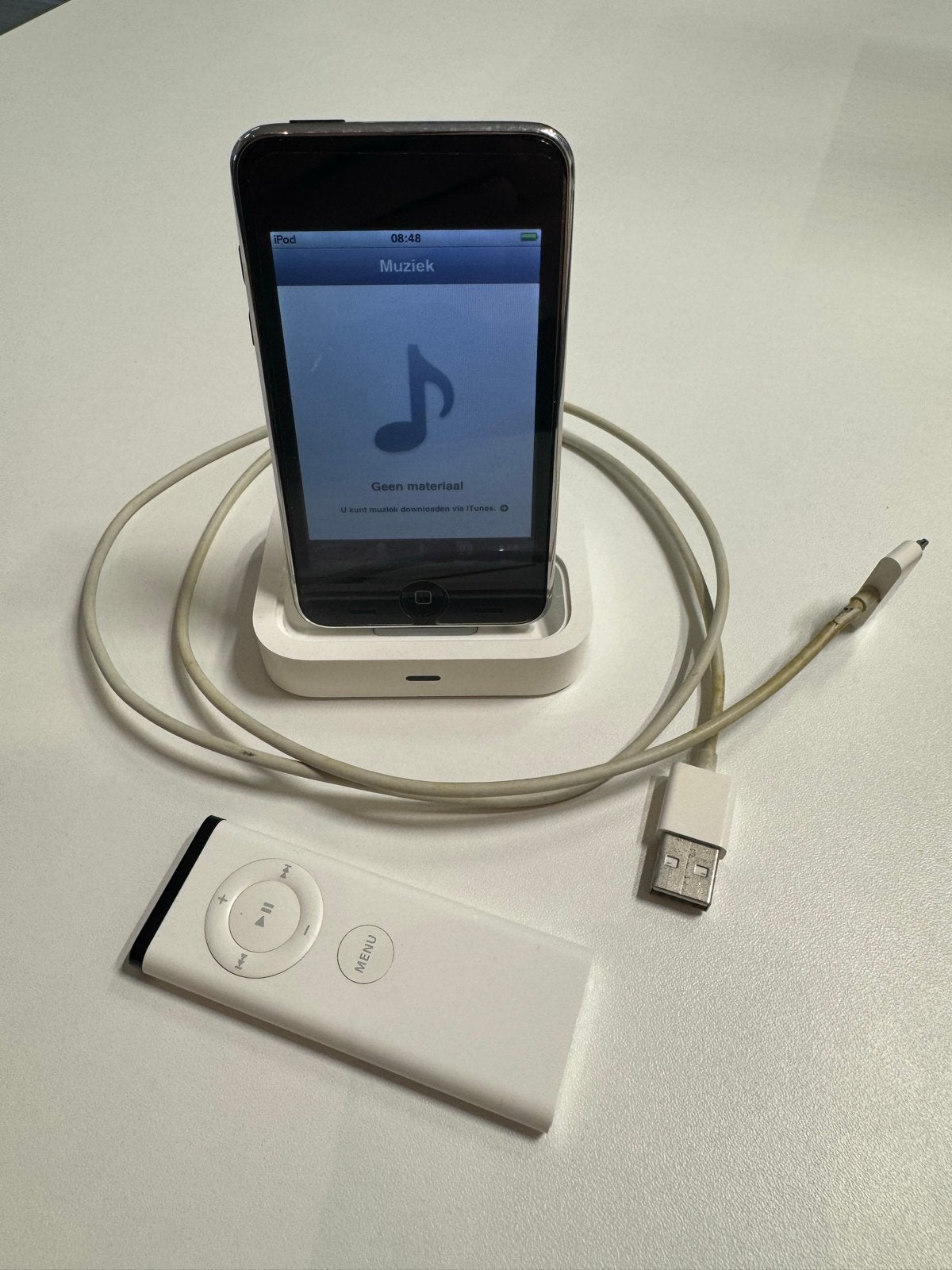 Apple iPod Touch A1318 64GB + originele Apple dock, 40 GB en meer, Gebruikt, Touch, Zwart