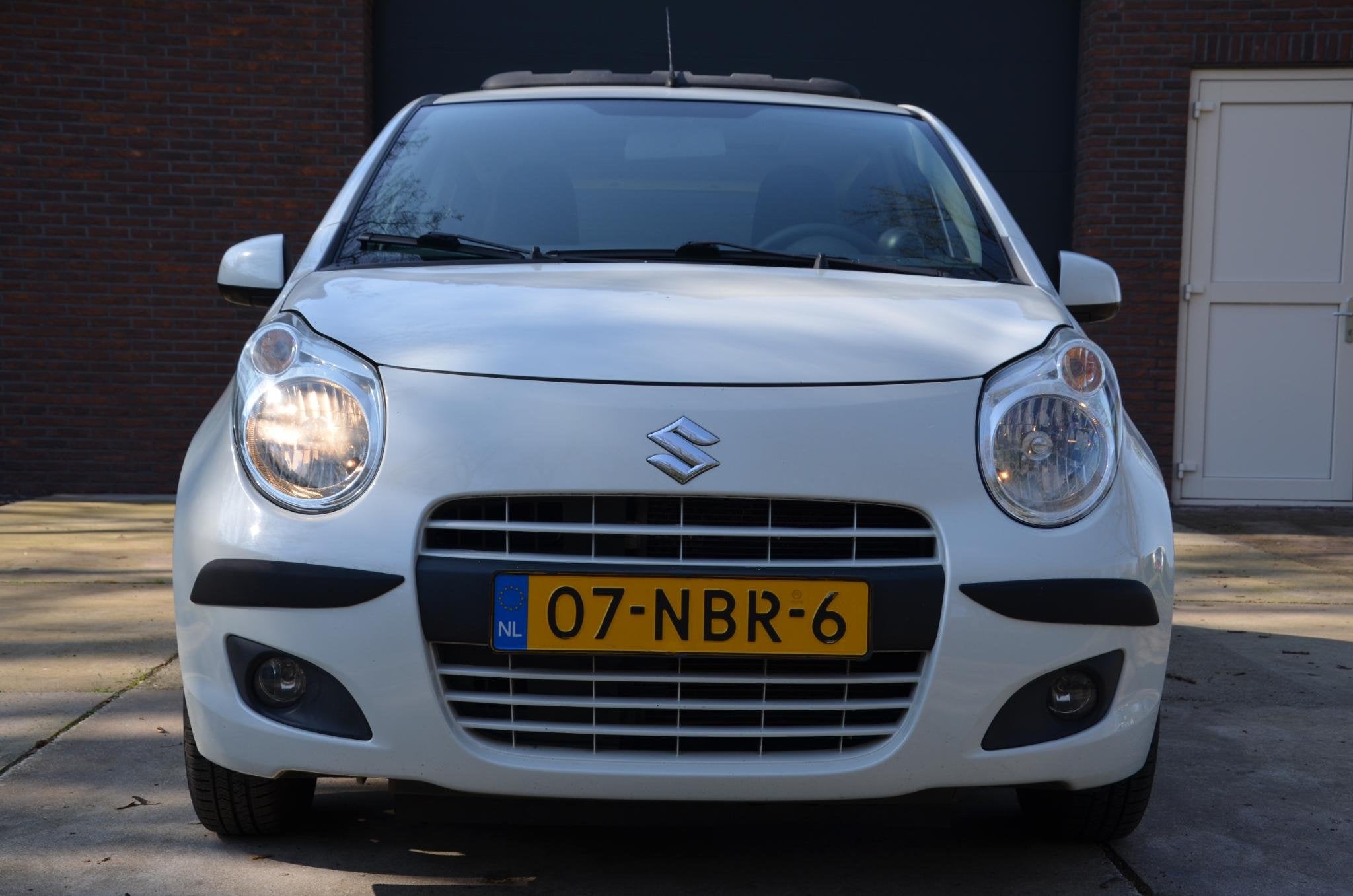 Suzuki Alto 1.0 Exclusive Automaat/Cabrio-Dak/Airco/Lmv/Cr-C, Euro 5, Gebruikt, 4 stoelen, Origineel Nederlands