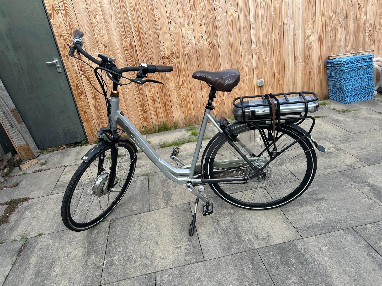 Sparta E-bike met defect scherm, goede accu (50-60km), Ophalen, Gebruikt, 50 km per accu of meer, Sparta