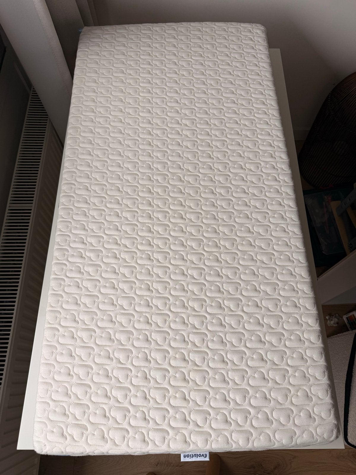 Aerosleep Evolution Ledikant Matras 60x120 + 2 hoeslakens, Ophalen, 190 cm of minder, Zo goed als nieuw, Matras