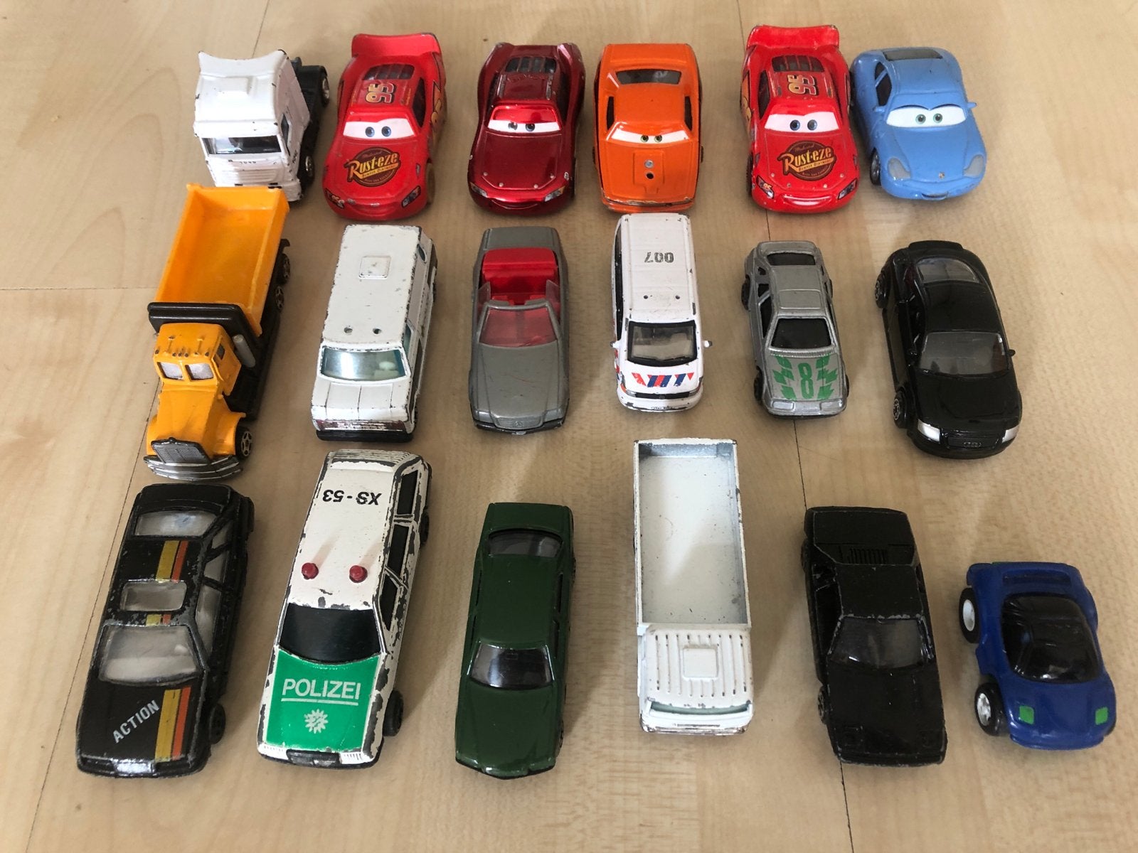 Diverse speelgoedauto's en vrachtwagens, Kinderen en Baby's, Speelgoed | Speelgoedvoertuigen, Ophalen of Verzenden, Gebruikt