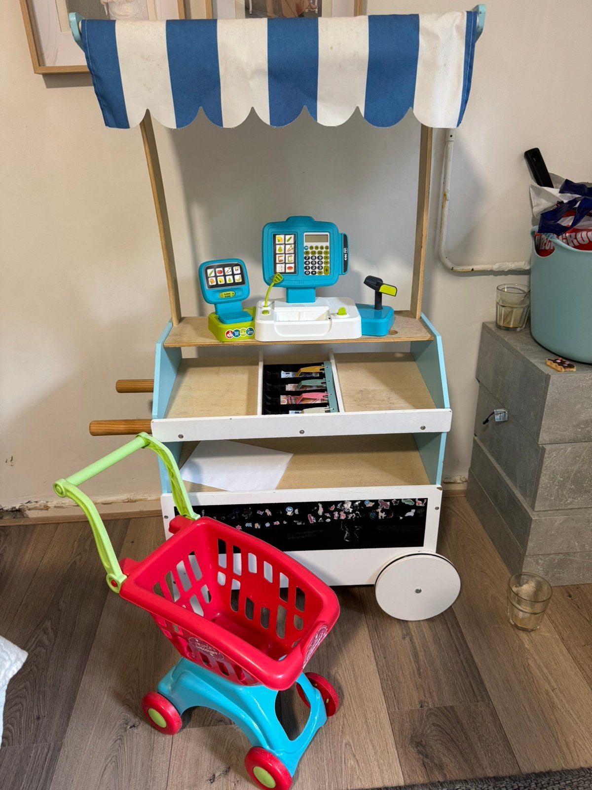 Houten Speelgoed Supermarkt met Kassa en Winkelwagen, Ophalen of Verzenden, Gebruikt, Jongen of Meisje