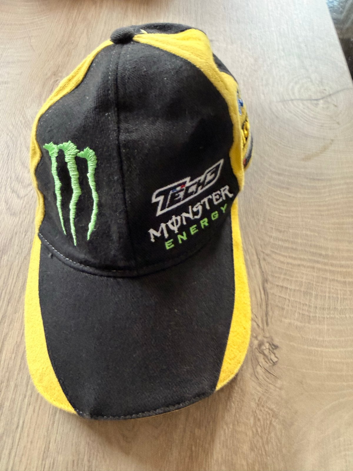 Petje Dutch TT Monster Energy DeWalt LeoVince Bridgestone Mo, Ophalen of Verzenden, Gedragen, One size fits all, Pet