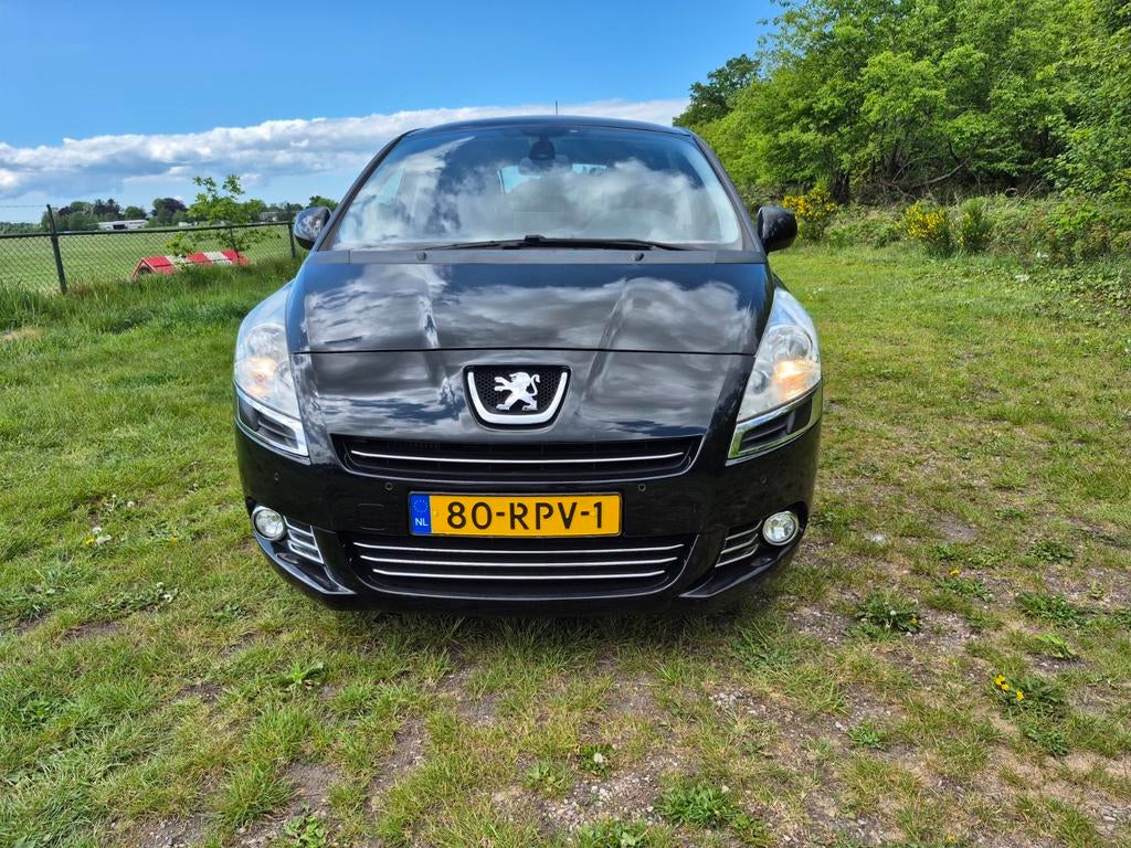 Peugeot 5008 1.6 THP 17 Aut6 2011 Zwart 7 personen, Stof, Zwart, 7 stoelen, Zwart