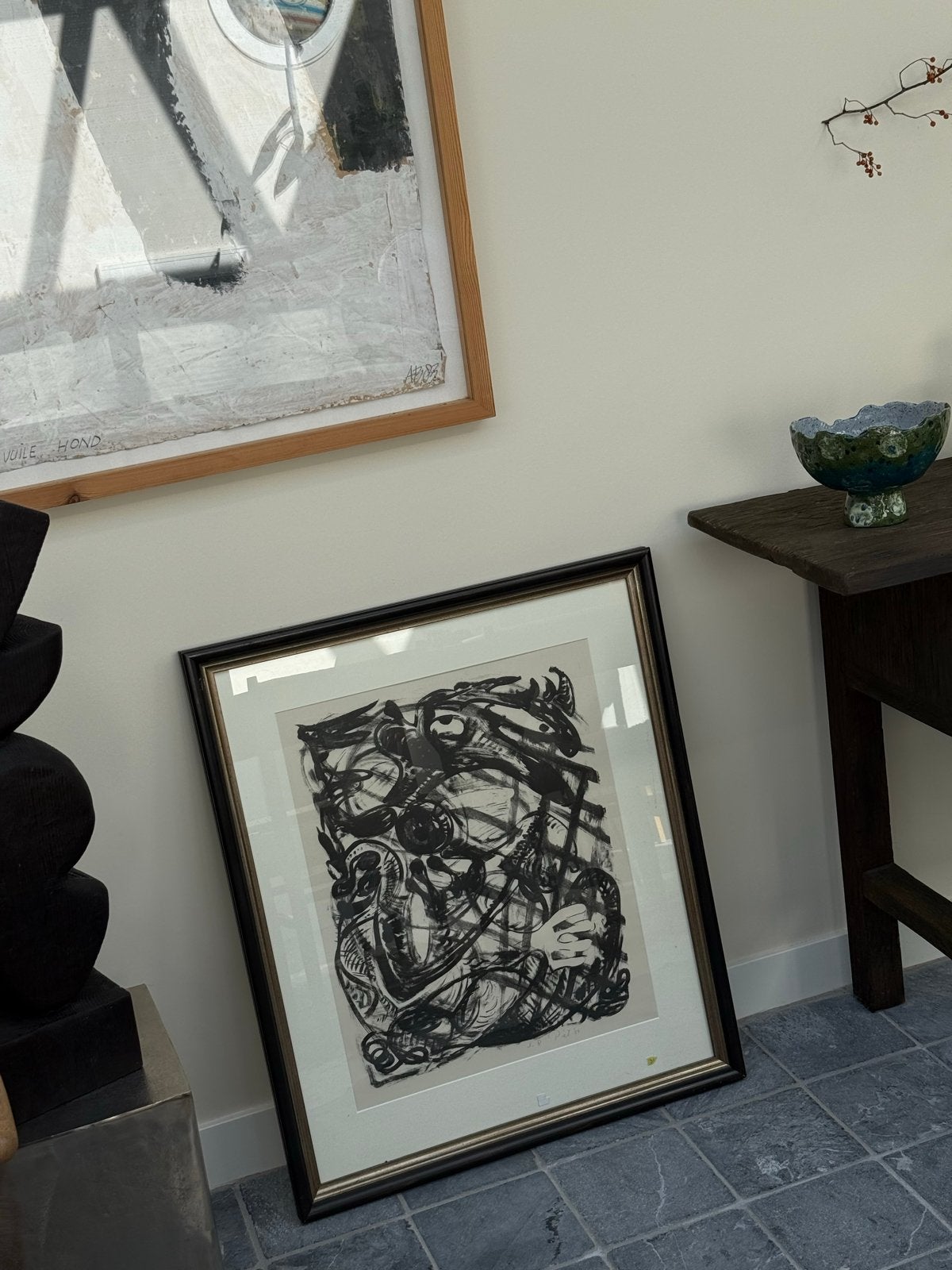 Abstracte Zwart-Witte Litho in Lijst, Piet van Stuivenberg, Antiek en Kunst, Ophalen of Verzenden, Print, Prent, Achter glas