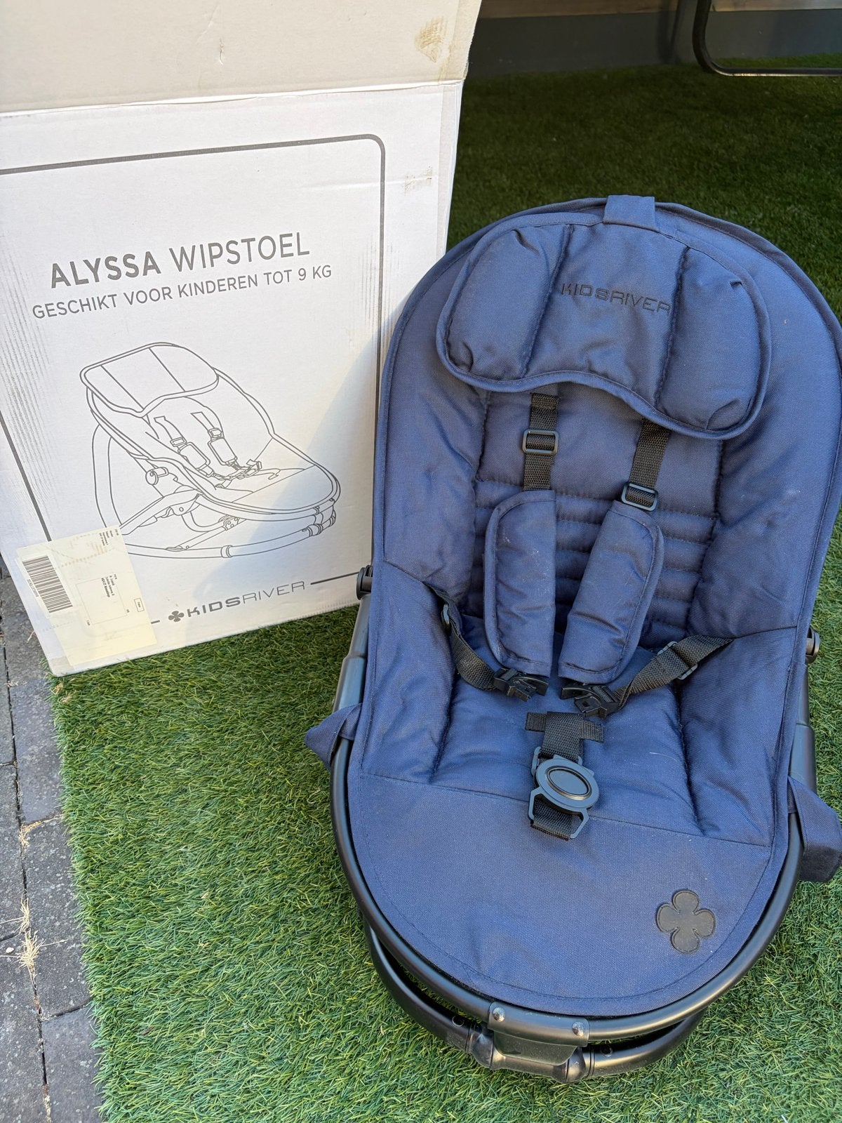 Kidsriver Alyssa 2 Wipstoel Navy - Zo goed als nieuw, Kinderen en Baby's, Overige merken, Wipstoel, Ophalen of Verzenden, Met gordel(s) of riempje(s)