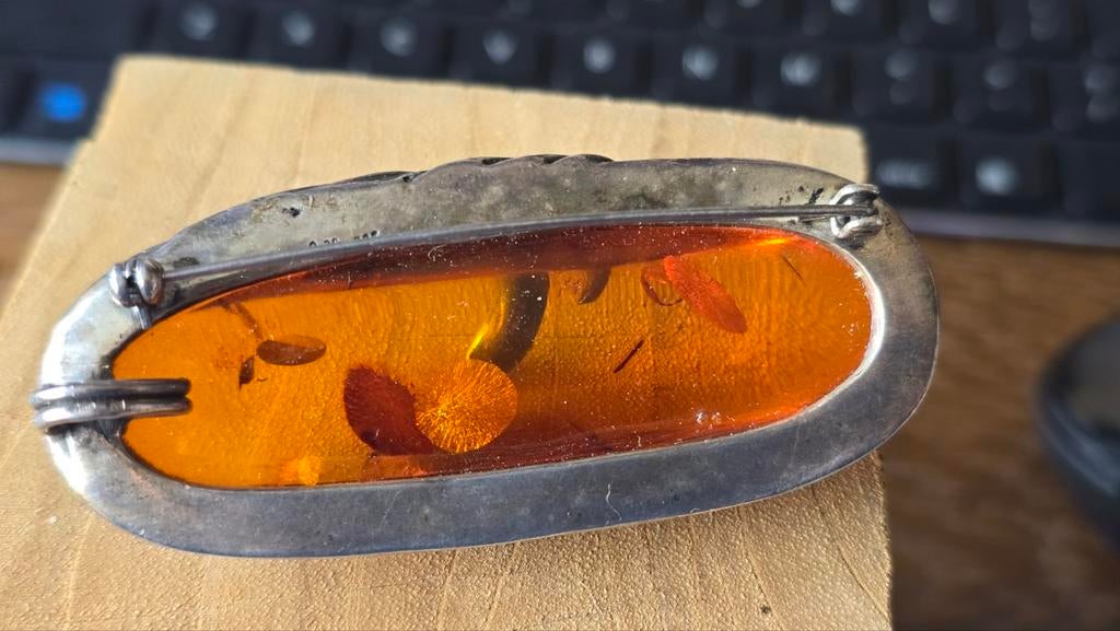 Zilveren Broche/Hanger met Barnsteen en Bladinsluiting, Ophalen of Verzenden