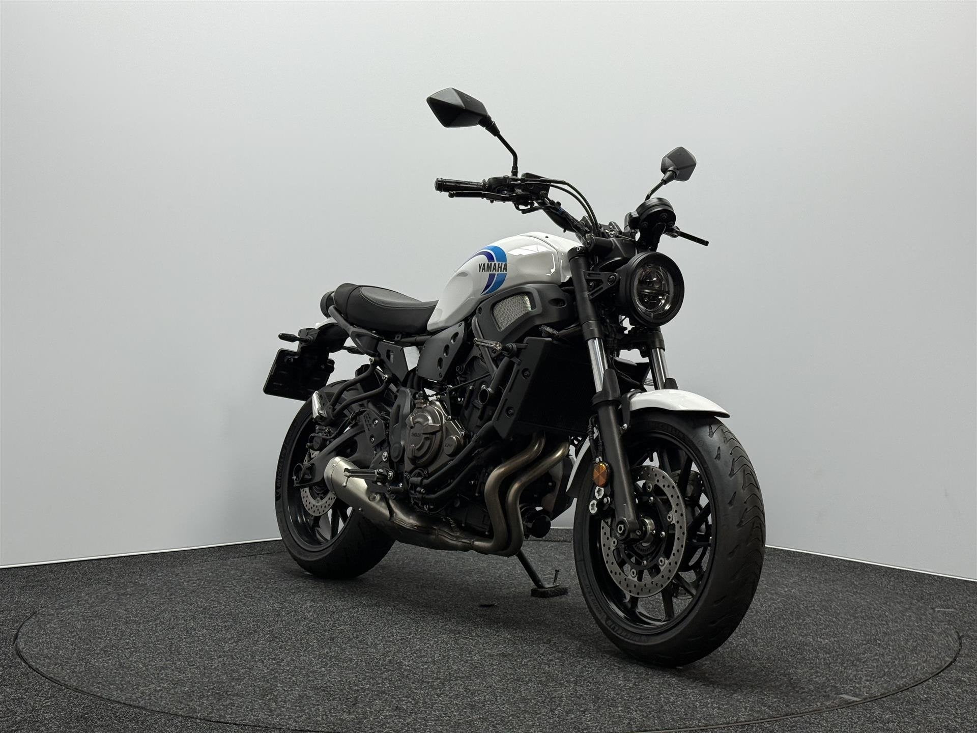 Yamaha XSR 700 ABS, 689 cc, Handgeschakeld, Naked bike, Gebruikt