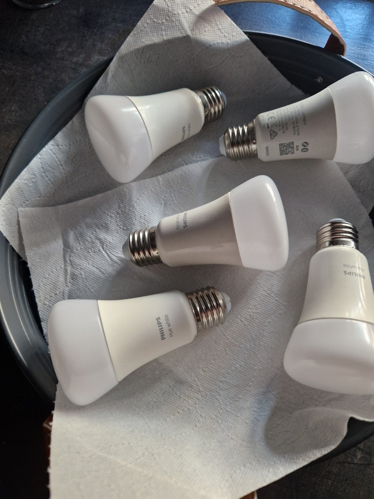 Aangeboden 5 x google lampen philips warm white  E27 licht, Ophalen, Zo goed als nieuw, Overige materialen, Plafondspot of Wandspot