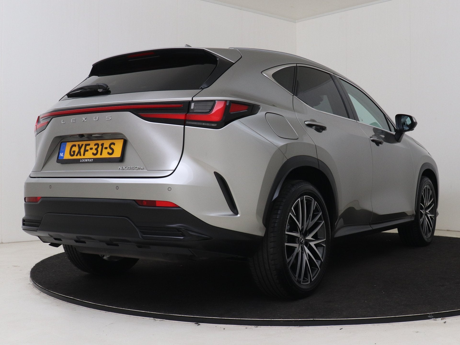 Lexus NX 450h+ AWD Luxury Line | Dealer Onderhouden | Memory, Auto's, Lexus, Automaat, Gebruikt, 4 cilinders, Bedrijf