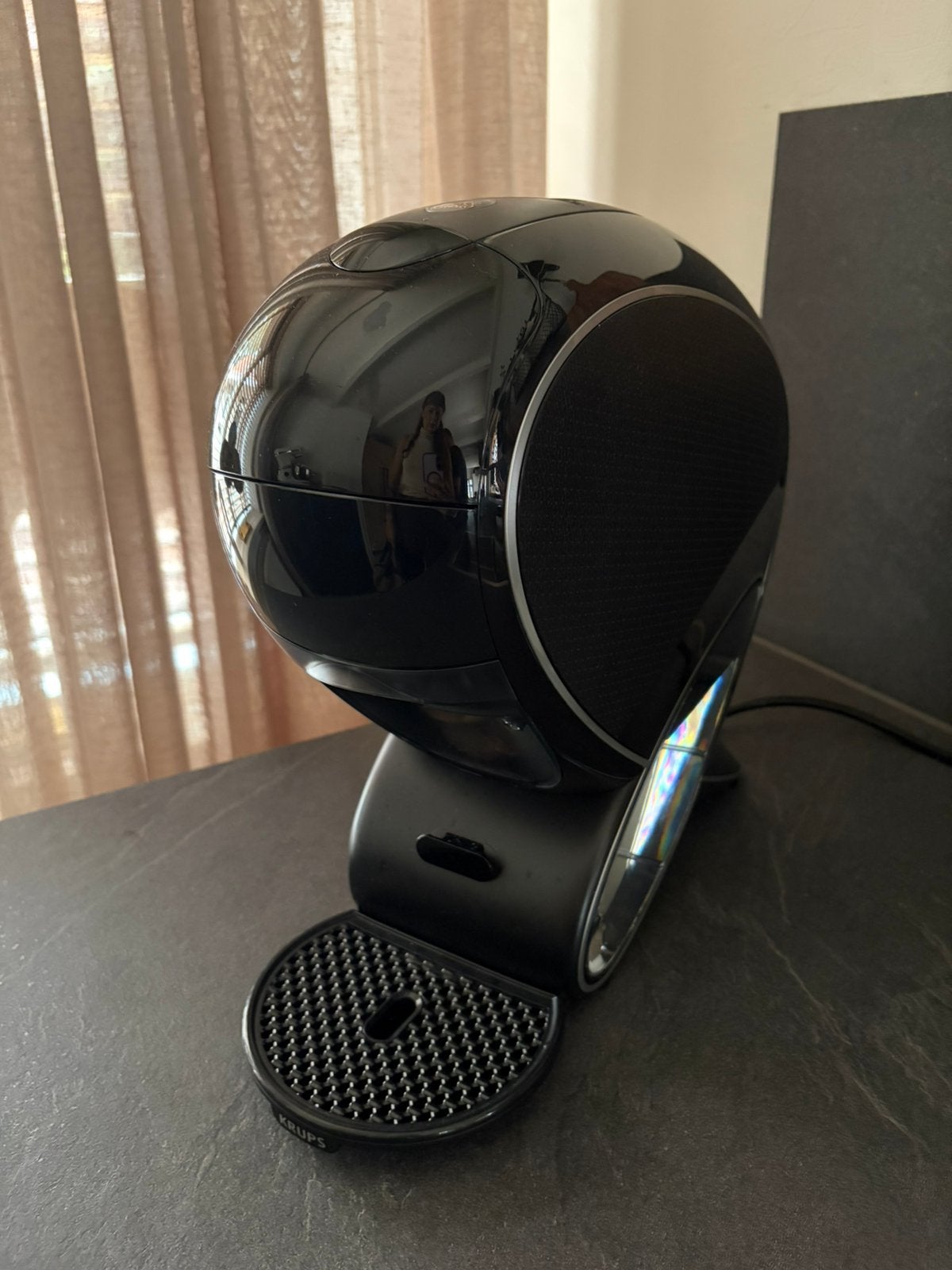 Nieuwe Dolce Gusto Neo, Witgoed en Apparatuur, Ophalen, Zo goed als nieuw, Koffiemachine