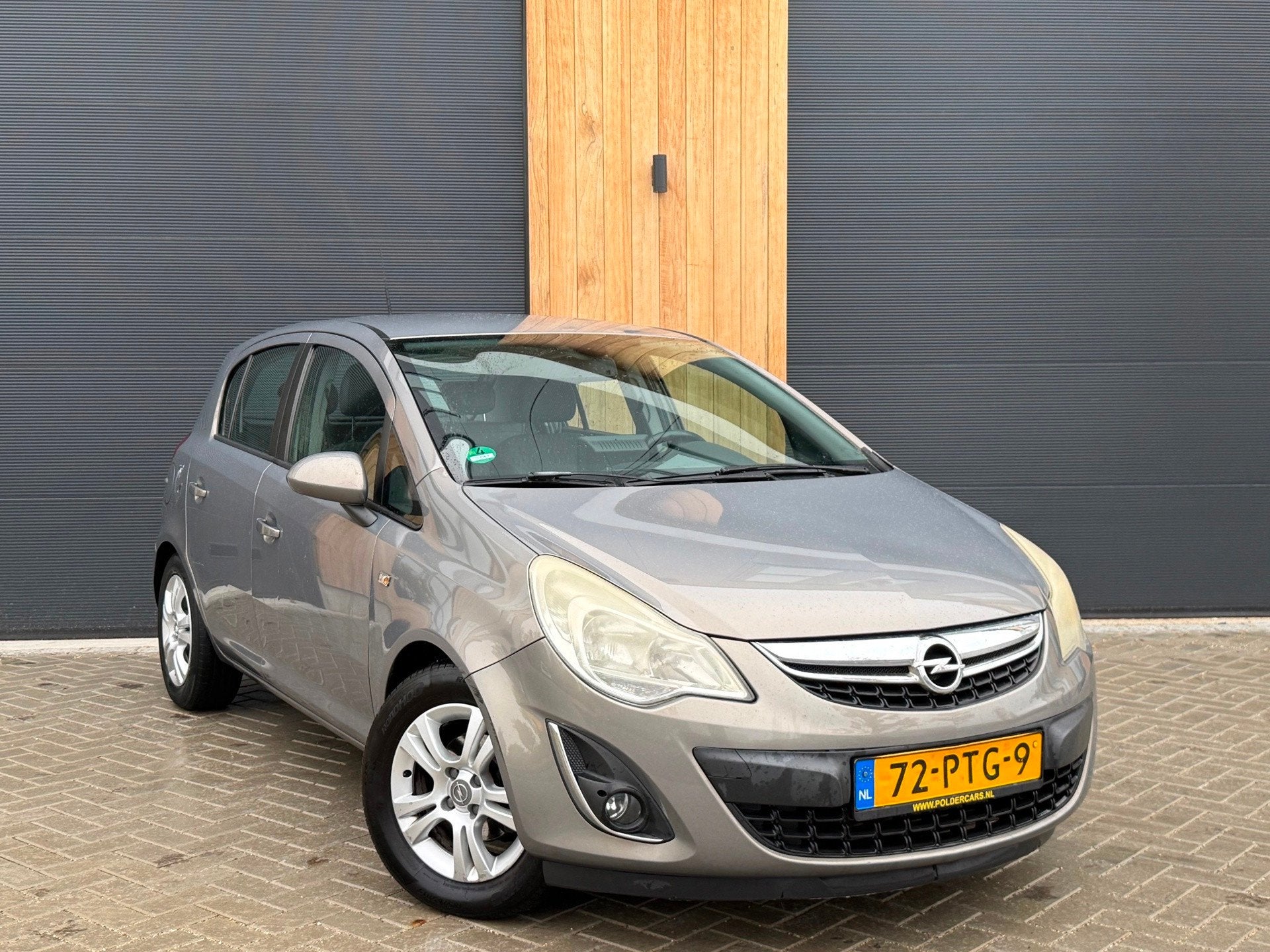 Opel Corsa 1.3 CDTi 5D EcoFlex S/S Cosmo NAVI|AIRCO|LMV, Auto's, Voorwielaandrijving, Euro 5, Gebruikt, Bruin