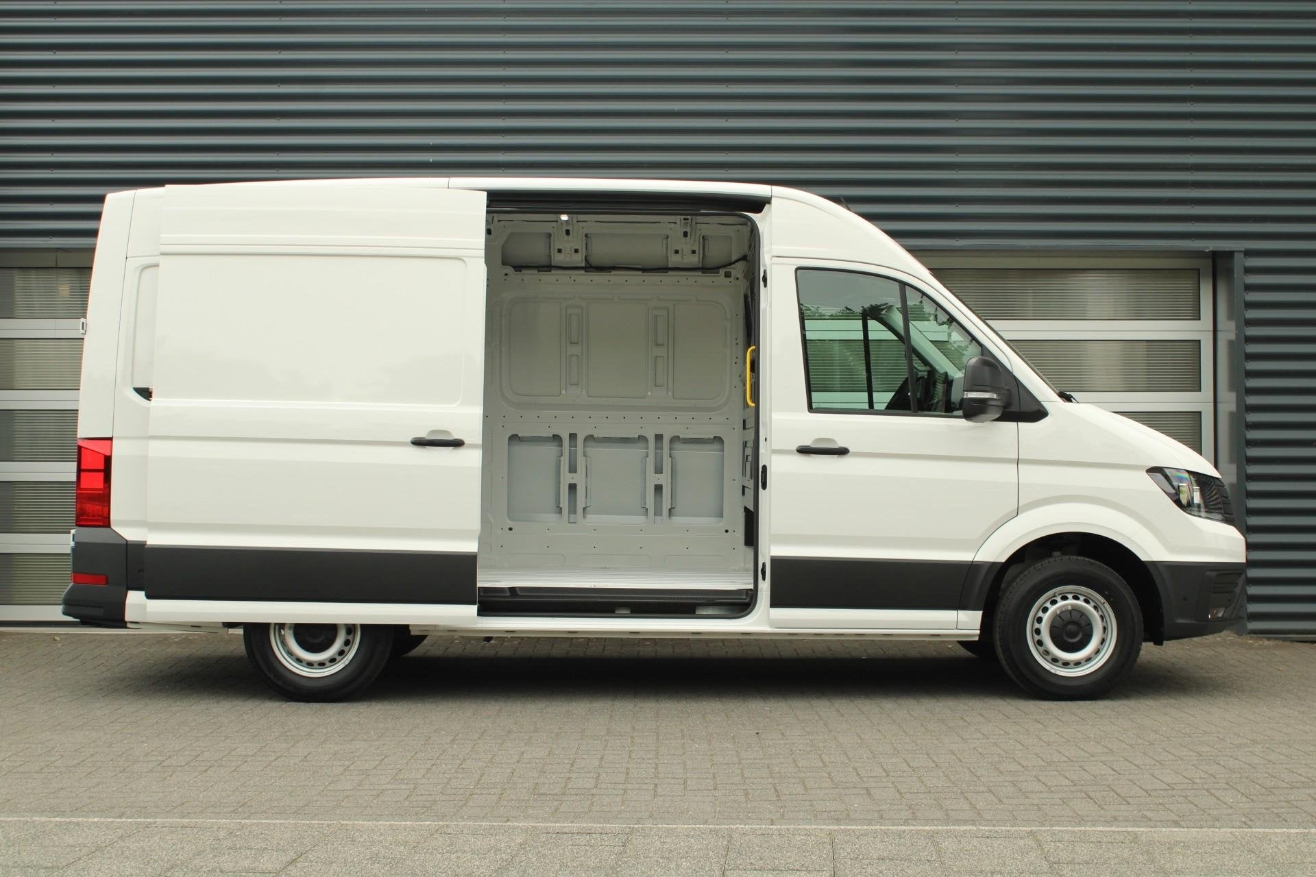 Volkswagen Crafter 35 2.0 TDI 140pk L3H3 Highline | Zij Schu, Auto's, Voorwielaandrijving, 12 maanden, Stof, 4 cilinders